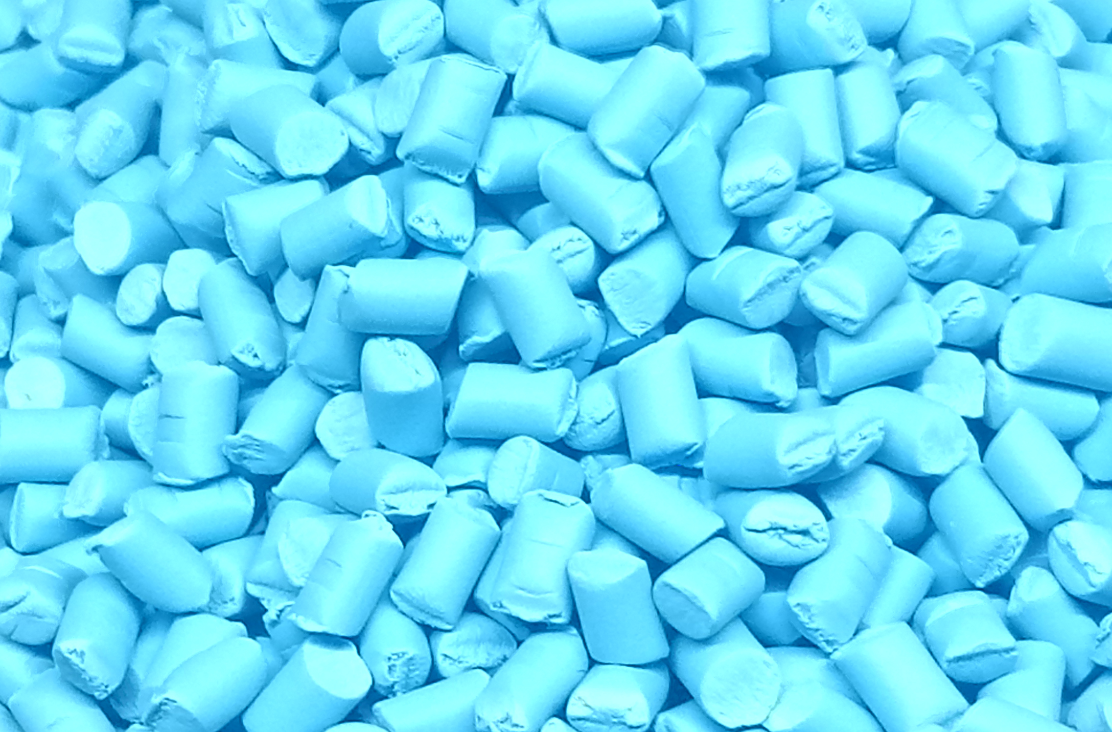 色母廠中的色母主要組成成份有什么呢？