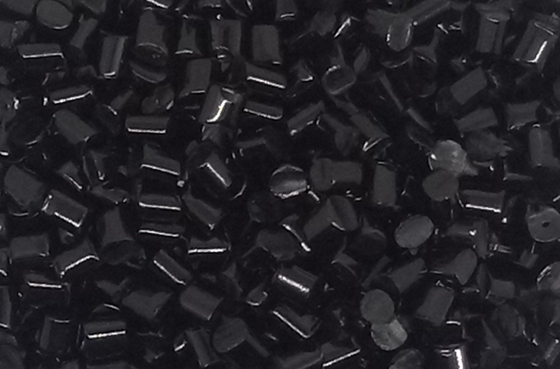 金塑顏帶您了解如何辨別黑色母粒的好壞？